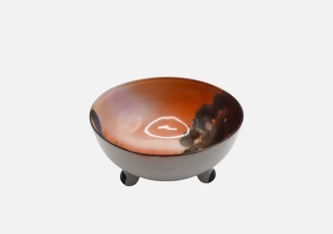 Noritake Morimura Hand Painted Landscape Small Footed Porcelain Bowl: Noritake Morimura hand painted footed bowl in great vintage condition with no noticeable damage, no deep scratches, no cracks and no repairs. The piece features a serene landscape scene and the bowl s