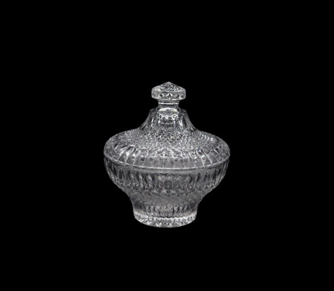 Leonard Manufacturing Co. Lead Crystal Empress Lidded Candy Box (1 of 2)
