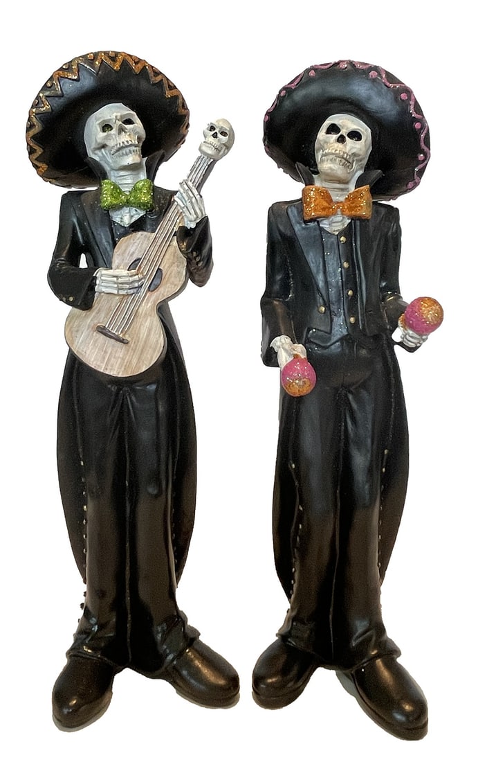 Day of the Dead Statues: Pair of folk-art DIA DE LOS MUERTOS Mariachi. They are made of resin. 12h x3w