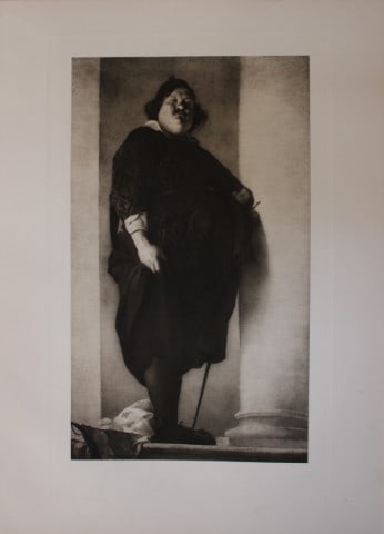 Velasquez - Marchese Alexander Del Borro 1903: This large photogravure is from Great Masters 1400-1800, the finest works of the most famous painters during this period.Published by Wm. Heinemann, London 1903.Size: 15in x 20in (38cm x 50cm)