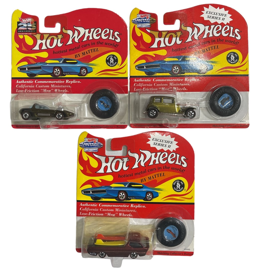 Lot of 3 | SEALED Vintage Redline Hot Wheels Collection with collector’s buttons (1 of 5)