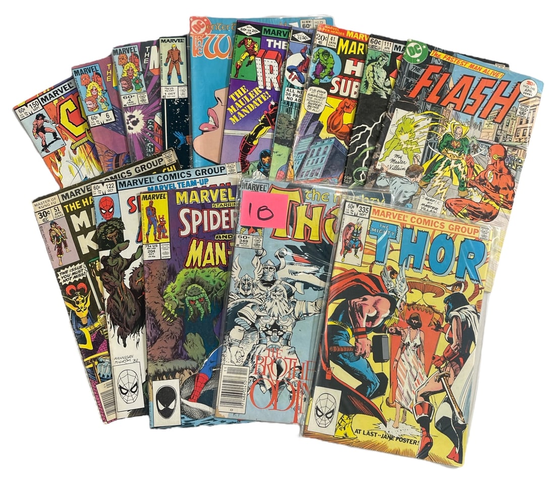 Lot of 15 | DC and Marvel Comics Book Collection (1 of 4)