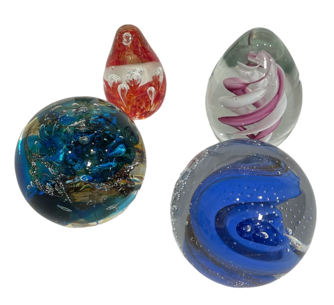 Lot of 4 | Paperweights: Lot of 4 | Paperweights
