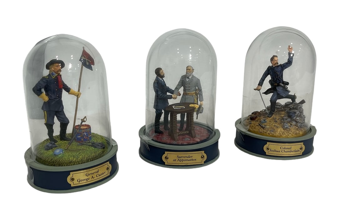 Lot of 3 | Franklin Mint | Glass Domed Figurine (1 of 2)