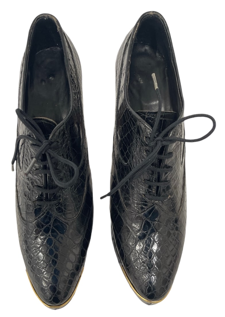 Vintage Heels | Approximately Size 8.5 (1 of 4)