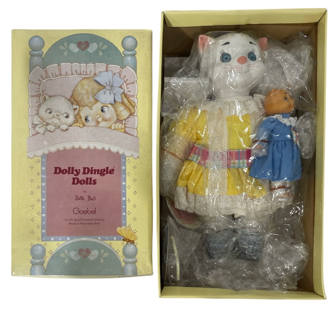 Goebel | Betty Jane Carter | Porcelain Doll (1 of 2)