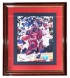 SIGNED Kobe Bryant Photo | no coa