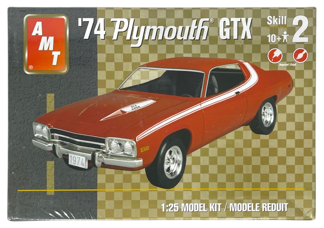 AMT | 74 Plymouth GTX | Vintage Car Model Kit (1 of 2)
