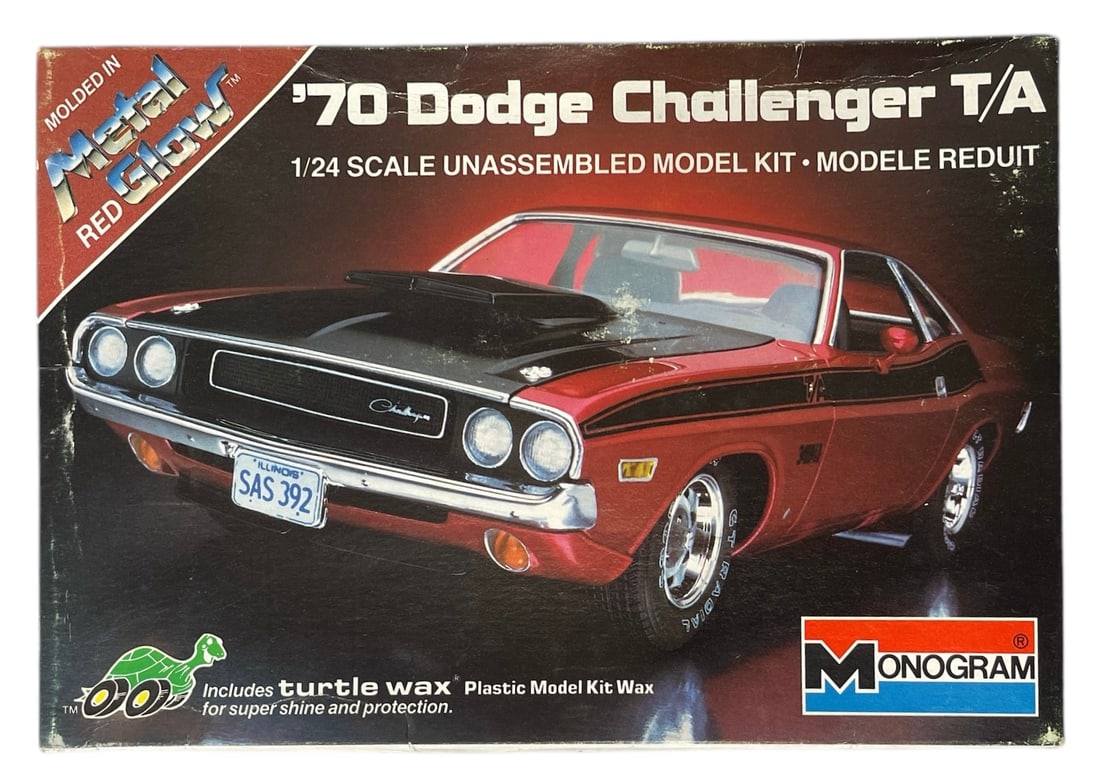 Monogram | 70 Dodge Challenger T A | Vintage Car Model Kit (1 of 2)