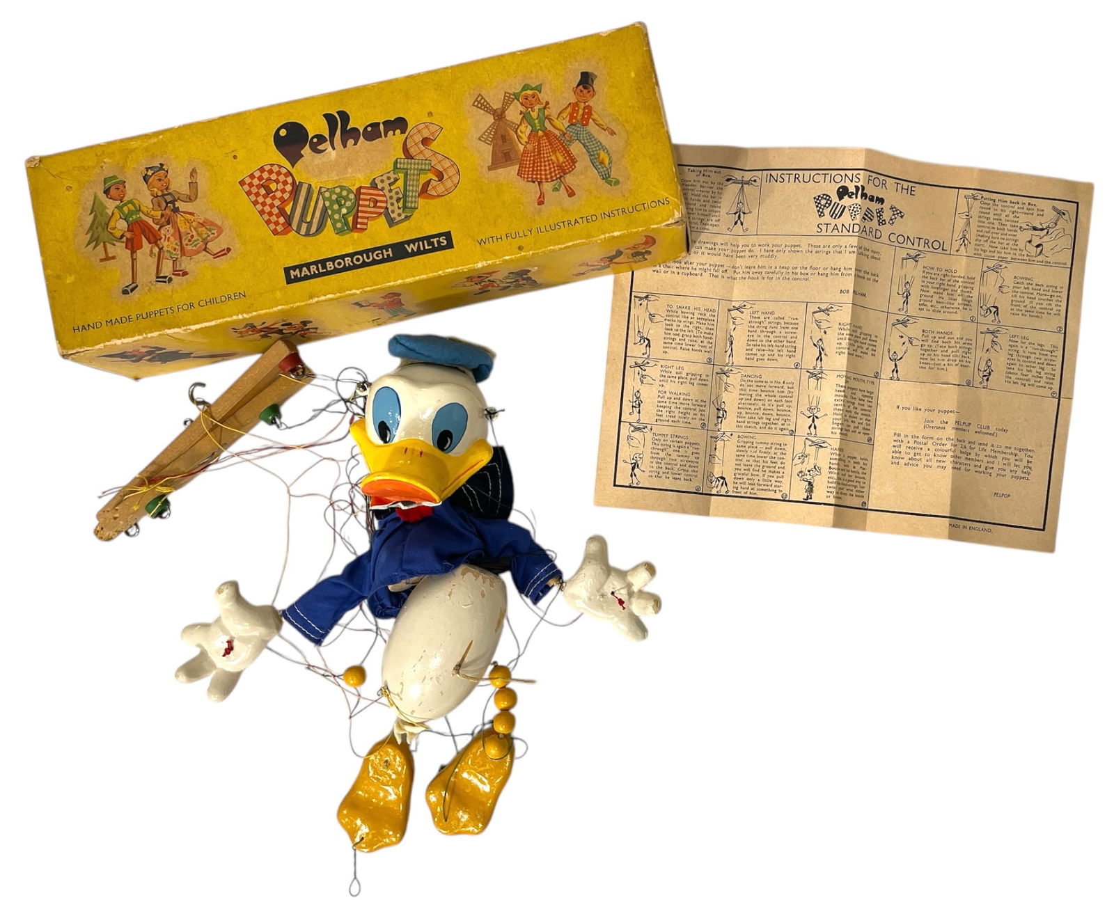 Pelham Puppets | Donald Duck (1 of 2)
