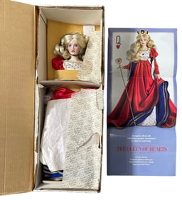 Franklin Mint Heirloom Queen of Hearts Porcelain Doll