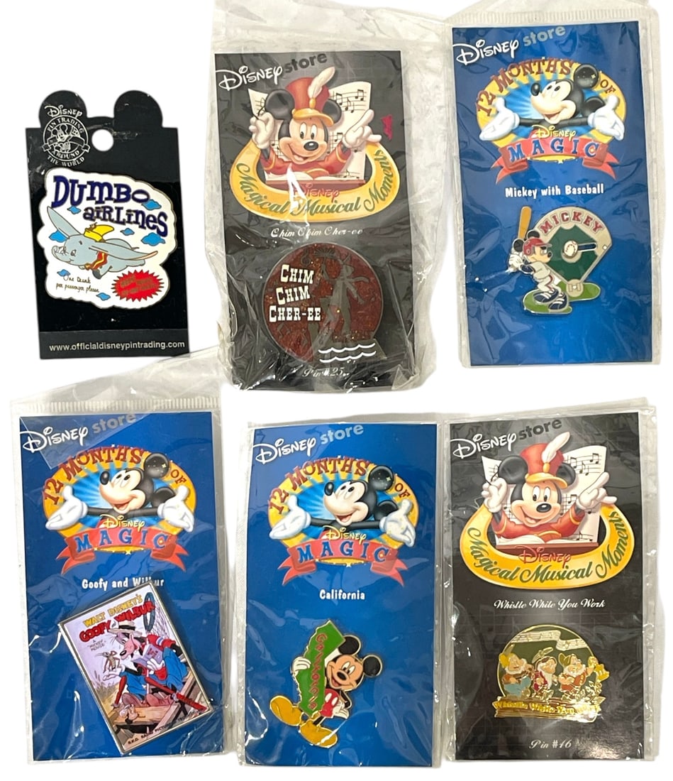 Disney Pins Collection: Disney Pins Collection