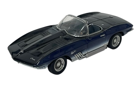 Chevrolet Corvette | 1965 Mako Shark | Blue | Scale Model