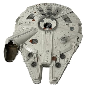 Star Wars Millennium Falcon