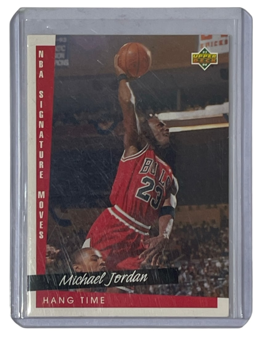 Michael Jordan Basketball Collectors Card: AUTHENTICATION HAS NOT BEEN PERFORMED TO GUARANTEE VERIFICATION | All purchases are made at the buyers discretion