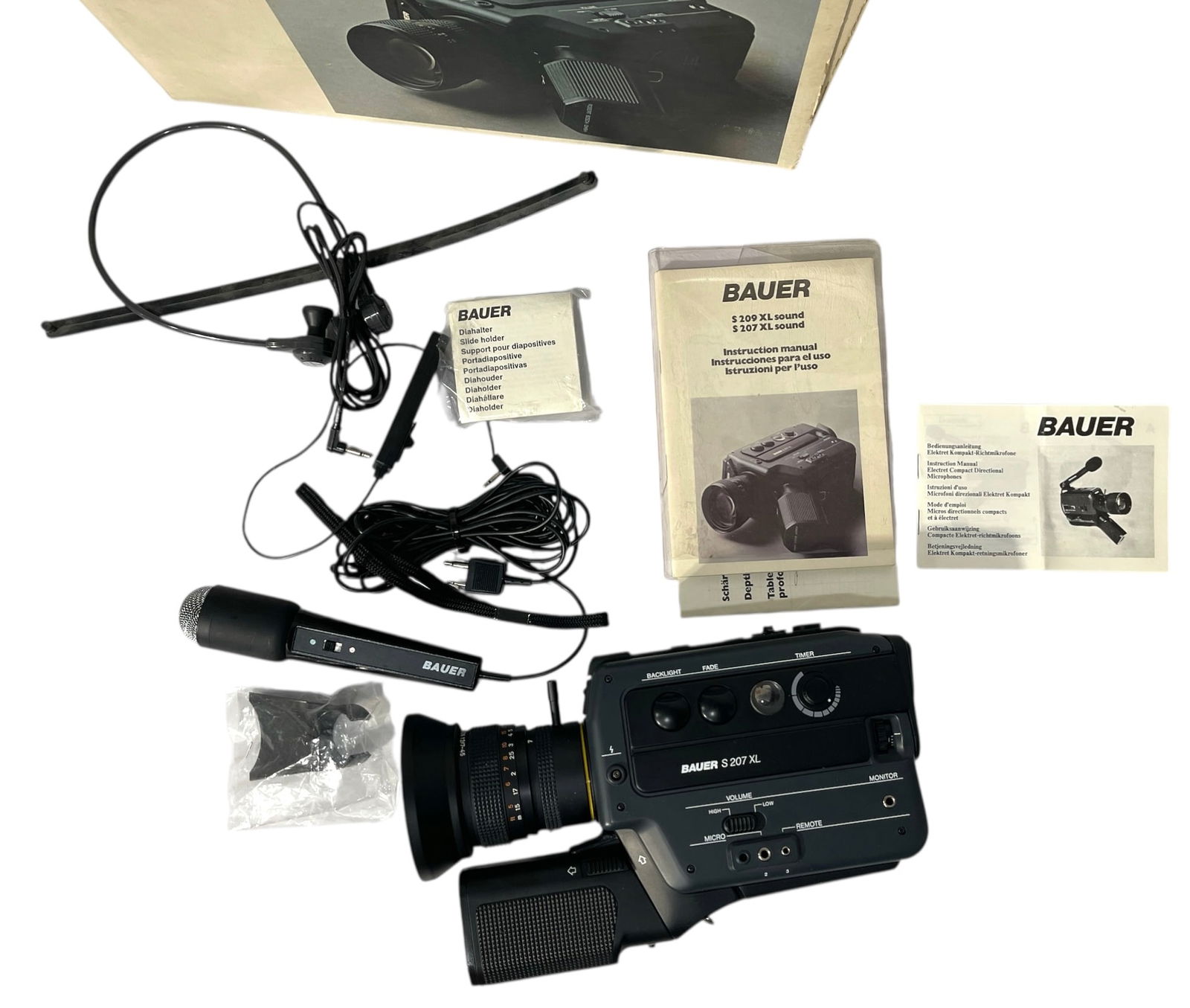 Bauer S 207 XL Super 8 Film Camera (1 of 3)