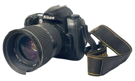 Nikon Digital Camera D100