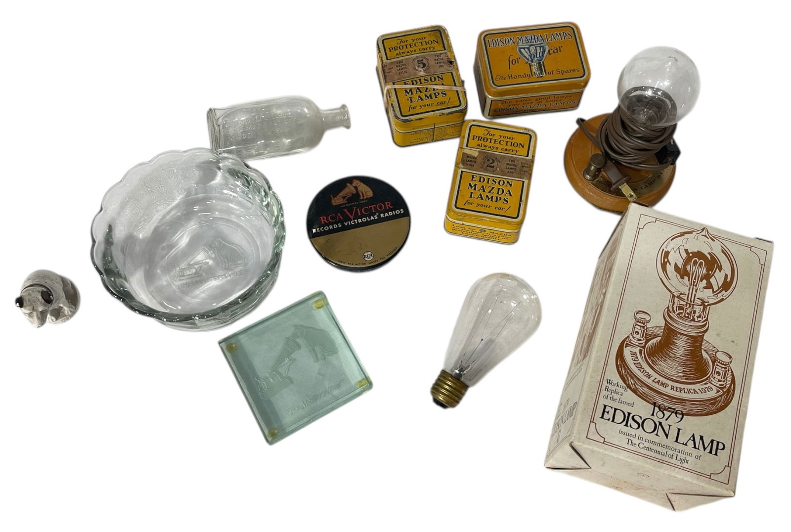 RCA Victor Logo Items and Other Objects: RCA Victor Logo Items and Other Objects