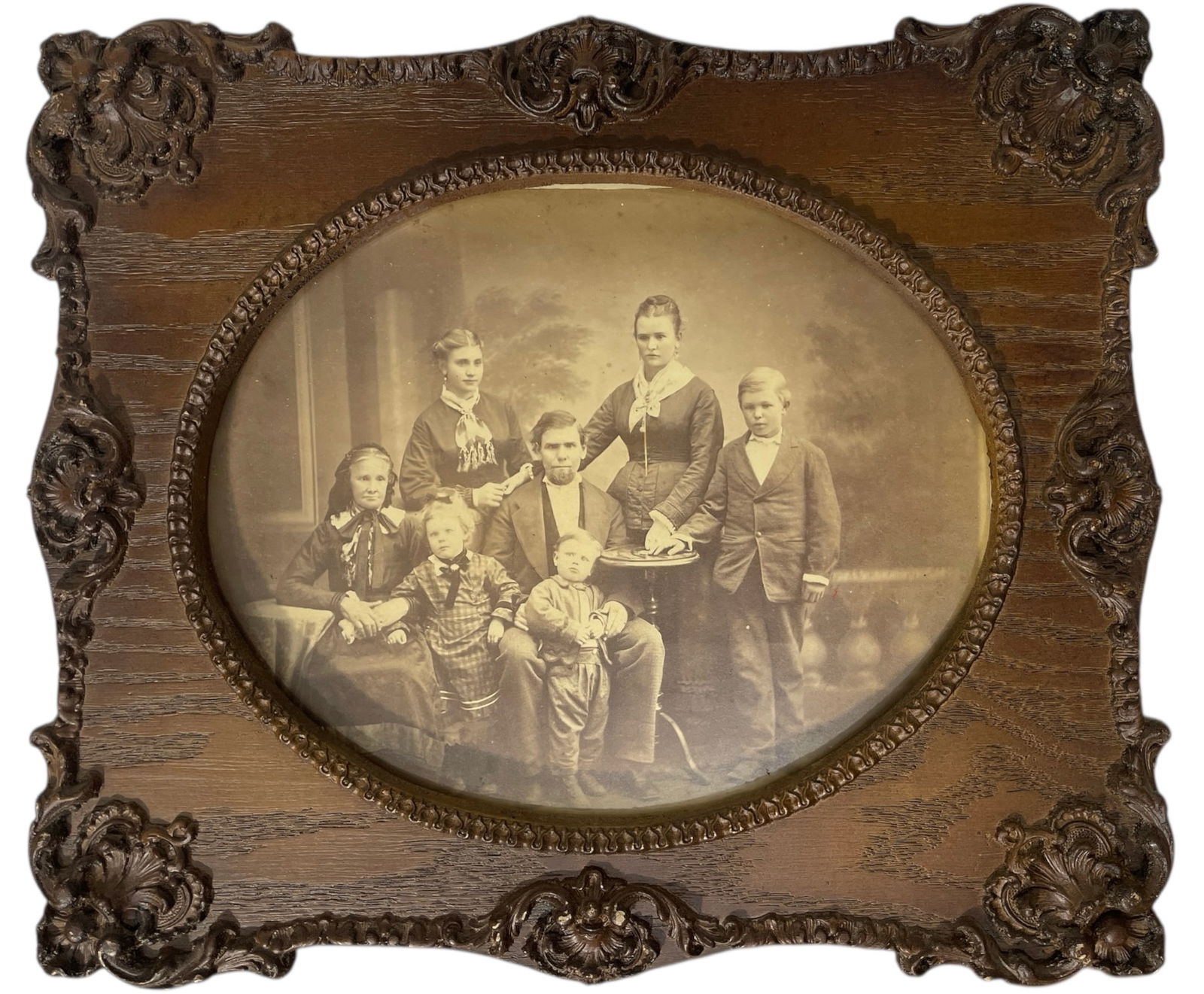Vintage Framed Photo Collection: Vintage Framed Photo Collection
