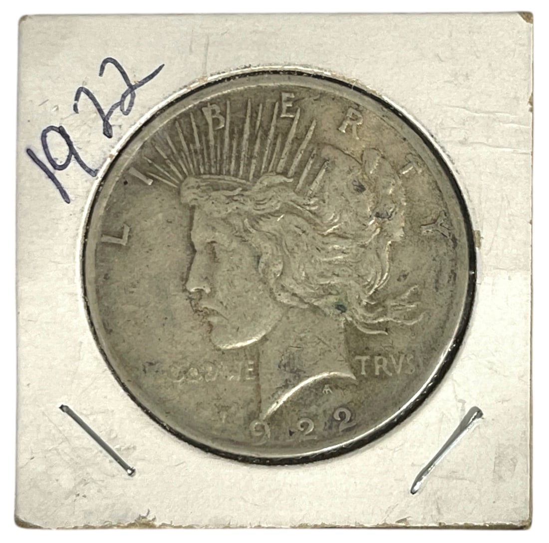 1922 Peace Silver Dollar Coin (1 of 2)