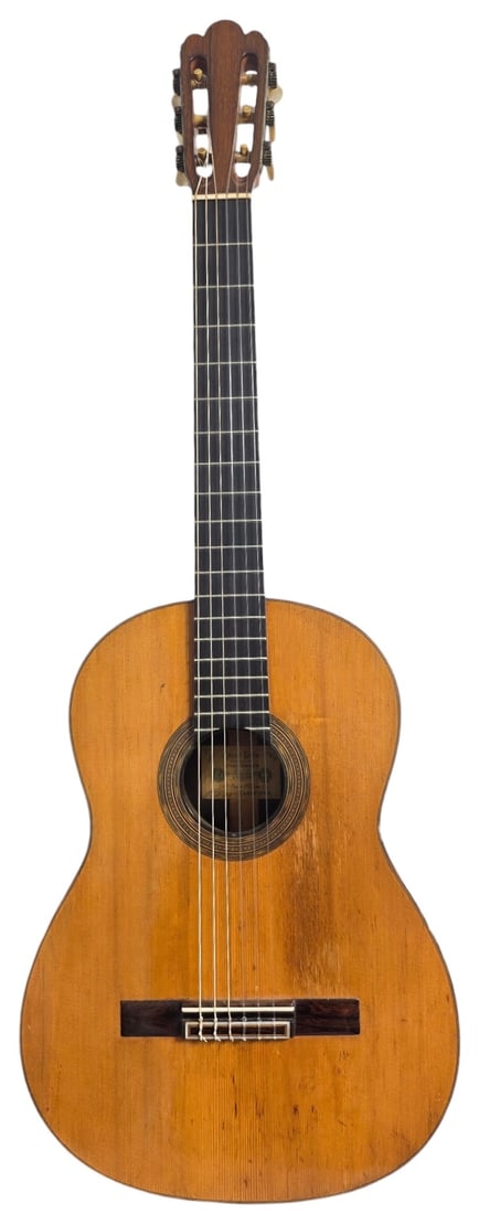 1918 Enrique Garcia Classical Guitar (1 of 16)