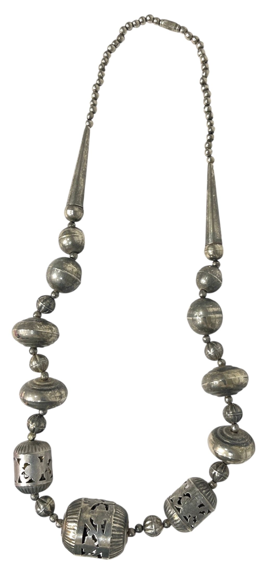 Silver Necklace (1 of 2)