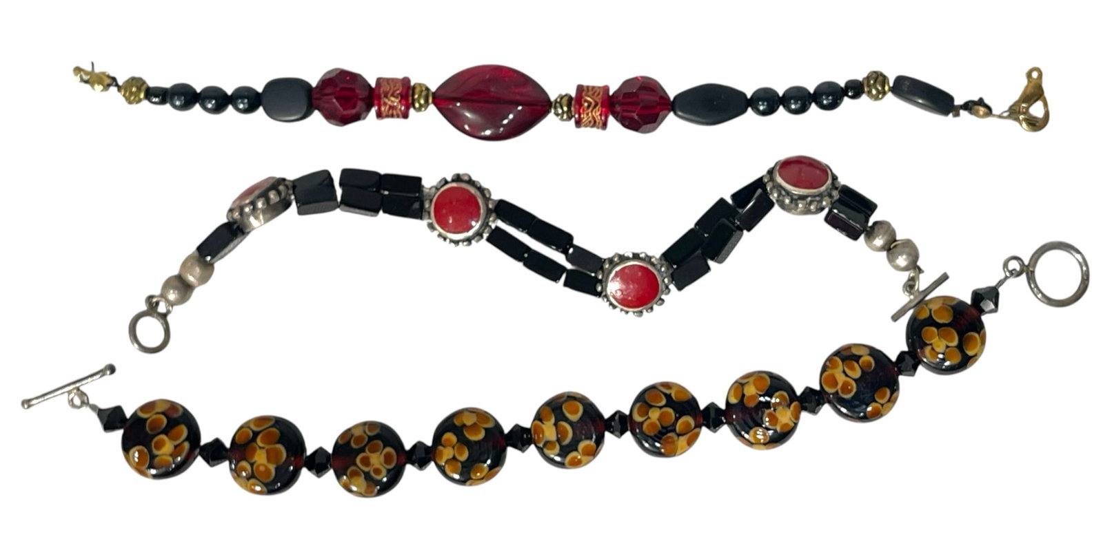 Bracelets Collection: AUTHENTICATION HAS NOT BEEN PERFORMED TO GUARANTEE VERIFICATION | All purchases are made at the buyers discretion