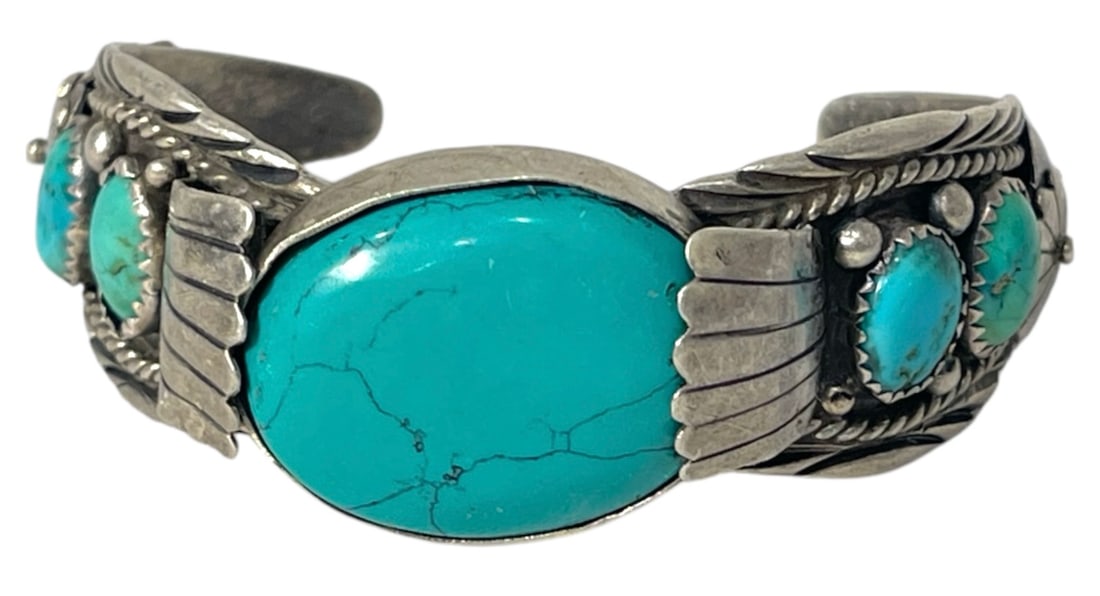 Silver Turquoise Bracelet (1 of 4)