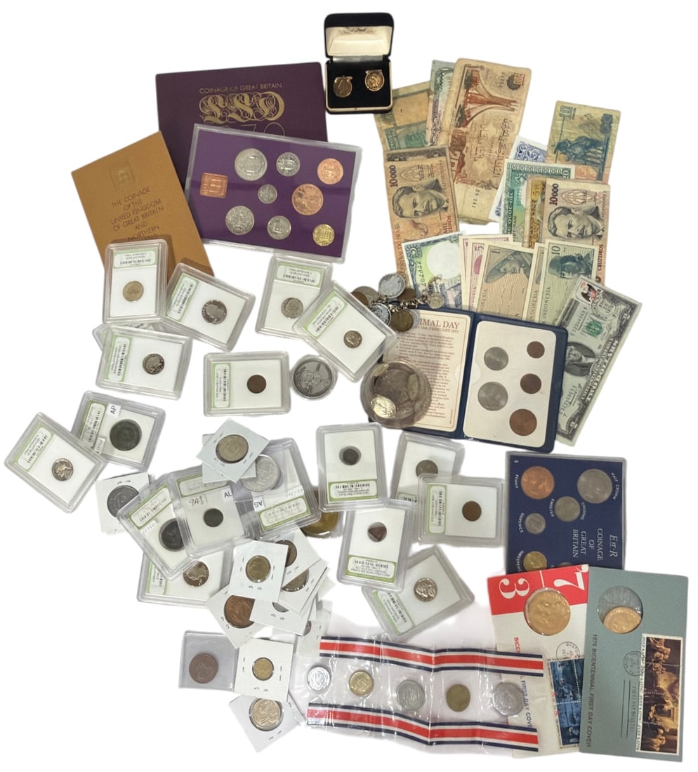Currency and Coin Collection (1 of 1)