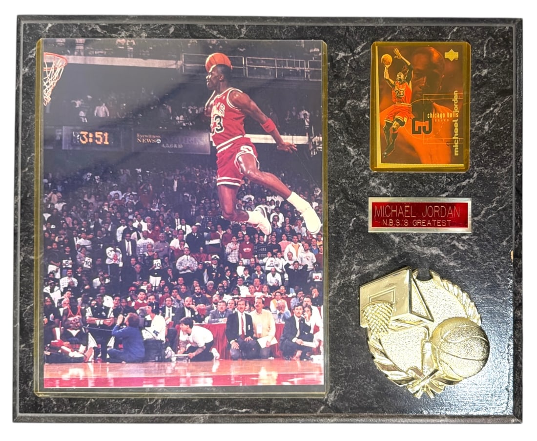 Michael Jordan Photo and Trading Card (1 of 1)