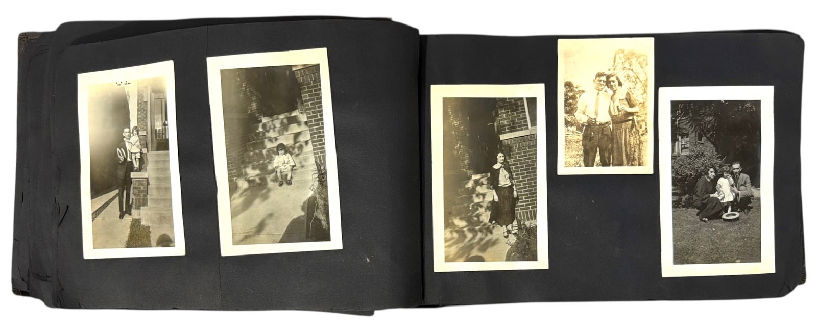 Vintage Photo Album with Vintage Photos: Vintage Photo Album with Vintage Photos