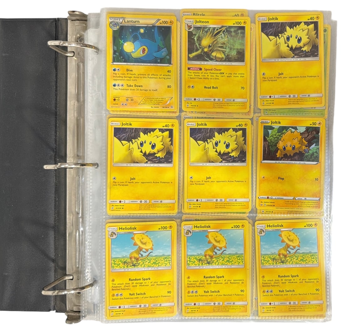 Pokemon Trading Card Collection (1 of 6)