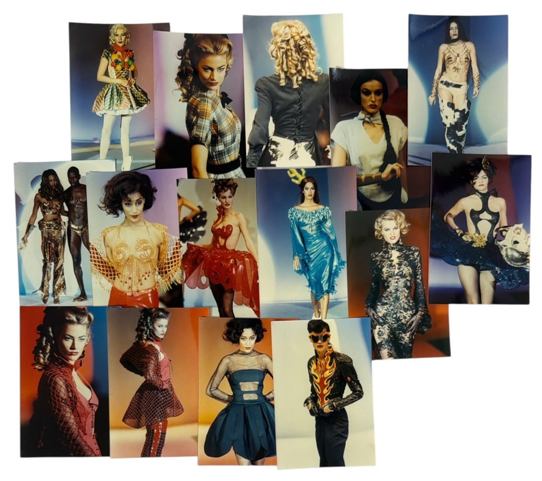 Fashion Runway Photo Collection: Fashion Runway Photo Collection