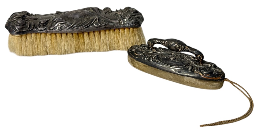 Vintage Dresser Brush and Clothes Brush Pair: Vintage Dresser Brush and Clothes Brush Pair