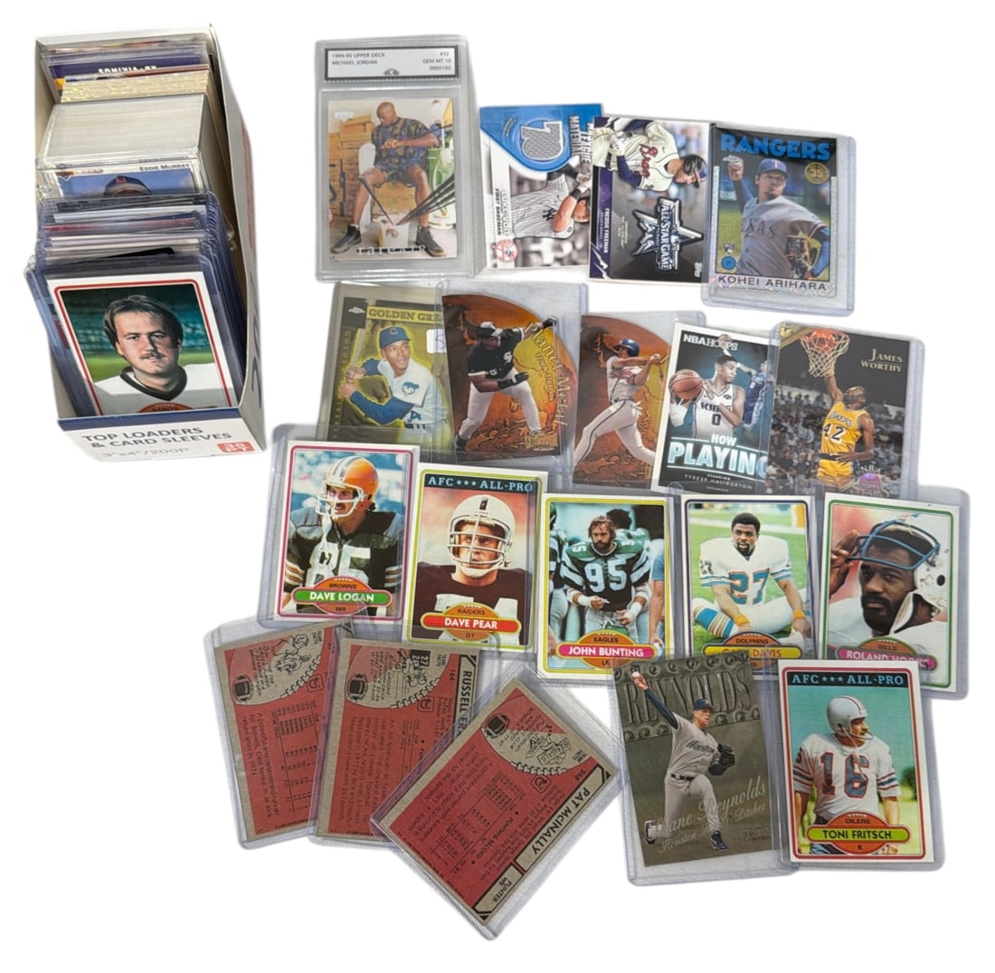 Sports Collectors Cards: AUTHENTICATION HAS NOT BEEN PERFORMED TO GUARANTEE VERIFICATION | All purchases are made at the buyers discretion