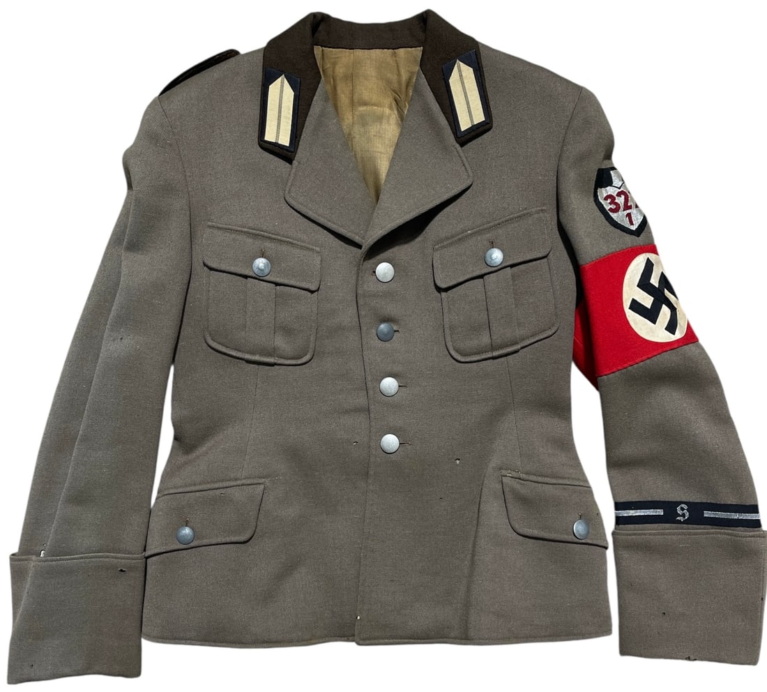 WWII German Vintage Military Jacket: WWII German Vintage Military Jacket
