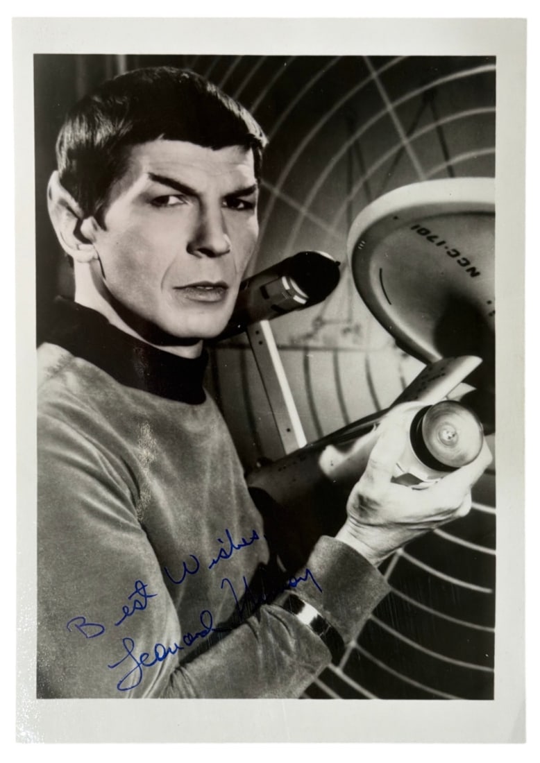 Signed Photo of Leonard Nimoy | no coa: AUTHENTICATION HAS NOT BEEN PERFORMED TO GUARANTEE VERIFICATION | All purchases are made at the buyers discretion
