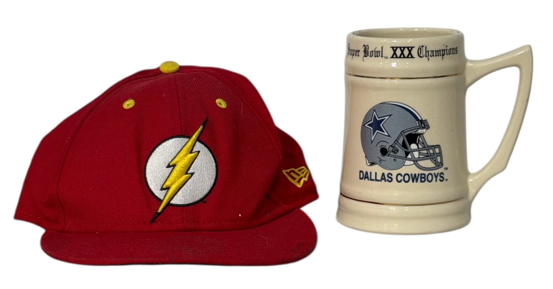 DCs Flash Cap and Dallas Cowboys Mug: DCs Flash Cap and Dallas Cowboys Mug