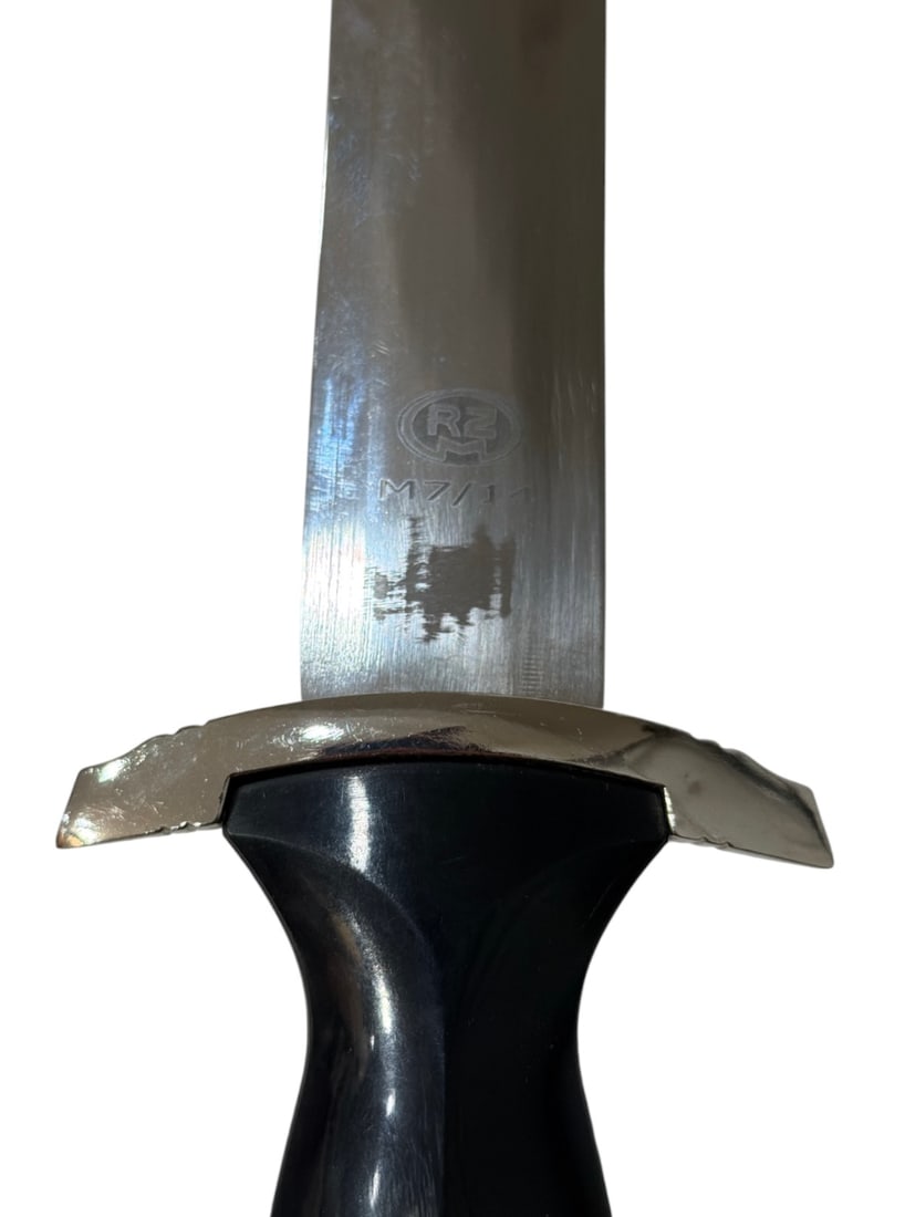 Dagger - 4
