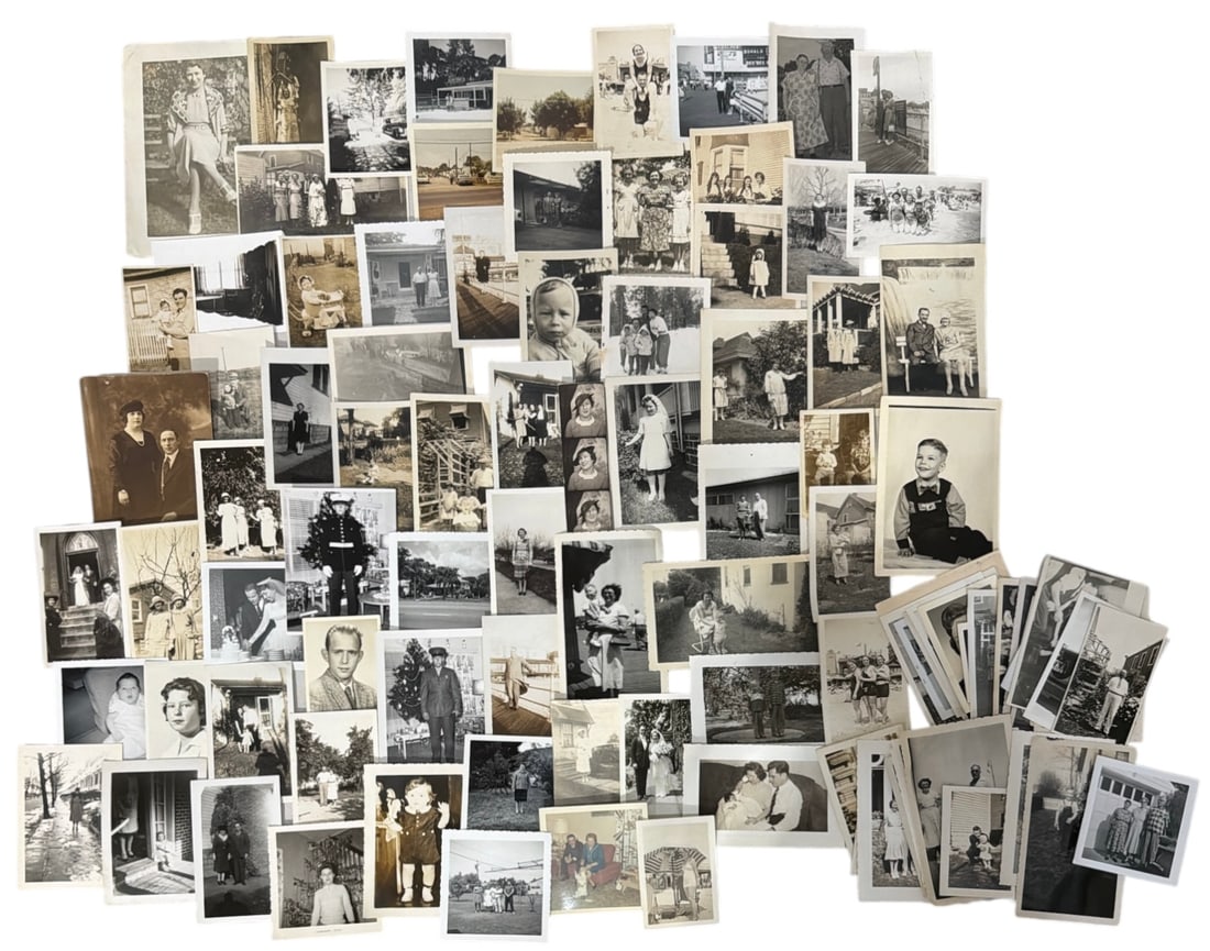 Vintage Photo Album with Photos: Vintage Photo Album with Photos