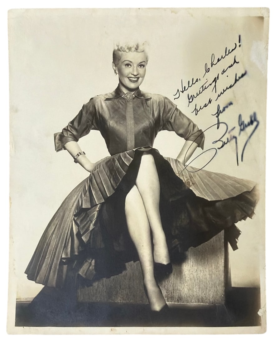 SIGNED Photo of Betty Grable | no coa: SIGNED Photo of Betty Grable | no coa