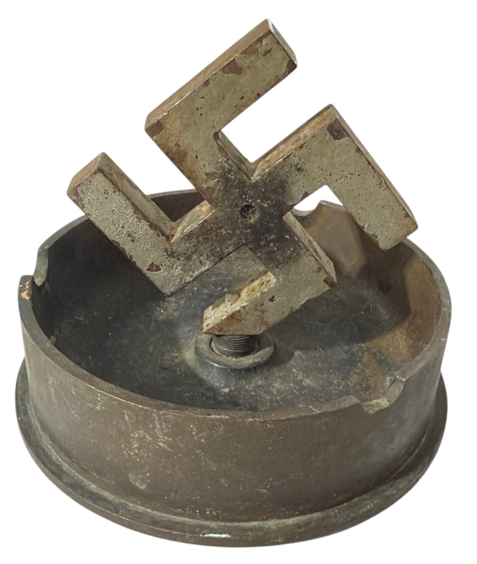 WWII Era German Trench Art Ashtray Crafted from a Brass Artillery Shell Casing (1 of 5)