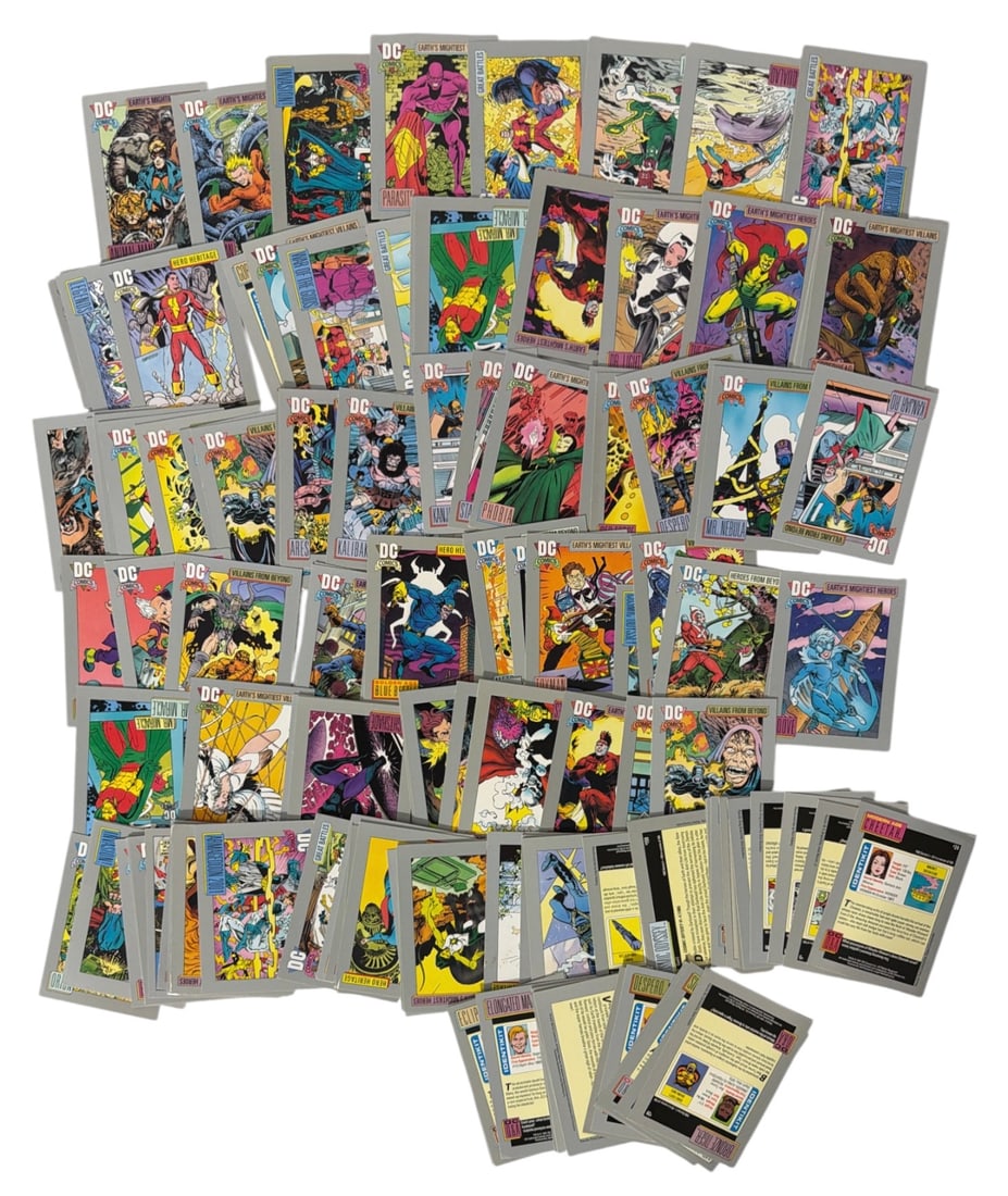 DC Comics Trading Card Collection (1 of 1)