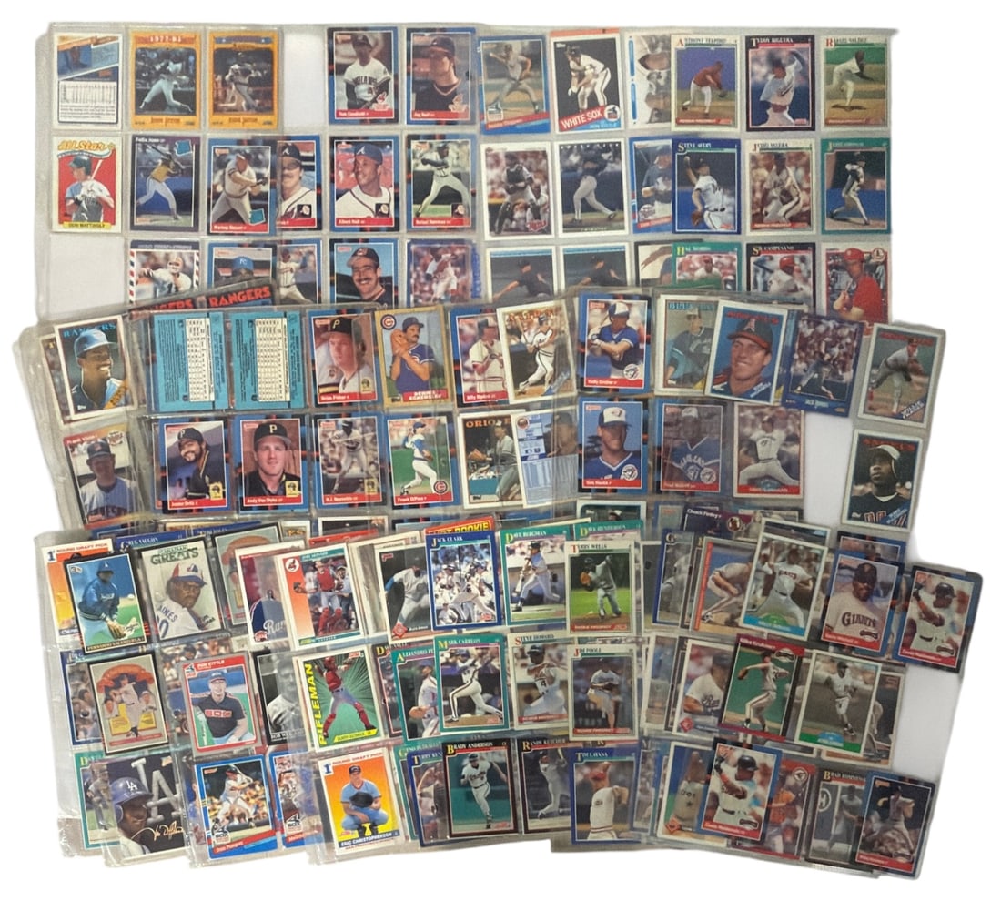 Baseball Trading Card Collection: AUTHENTICATION HAS NOT BEEN PERFORMED TO GUARANTEE VERIFICATION | All purchases are made at the buyers discretion
