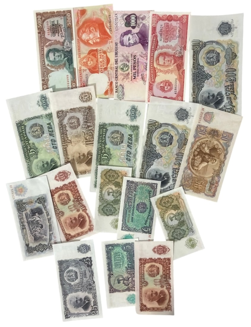 Misc. Currency Collection (1 of 1)