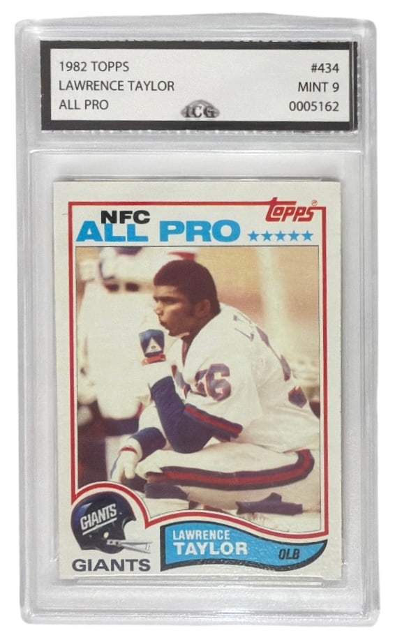 1982 Topps All Pro Lawrence Taylor | No. 434 | Graded 9 (1 of 2)