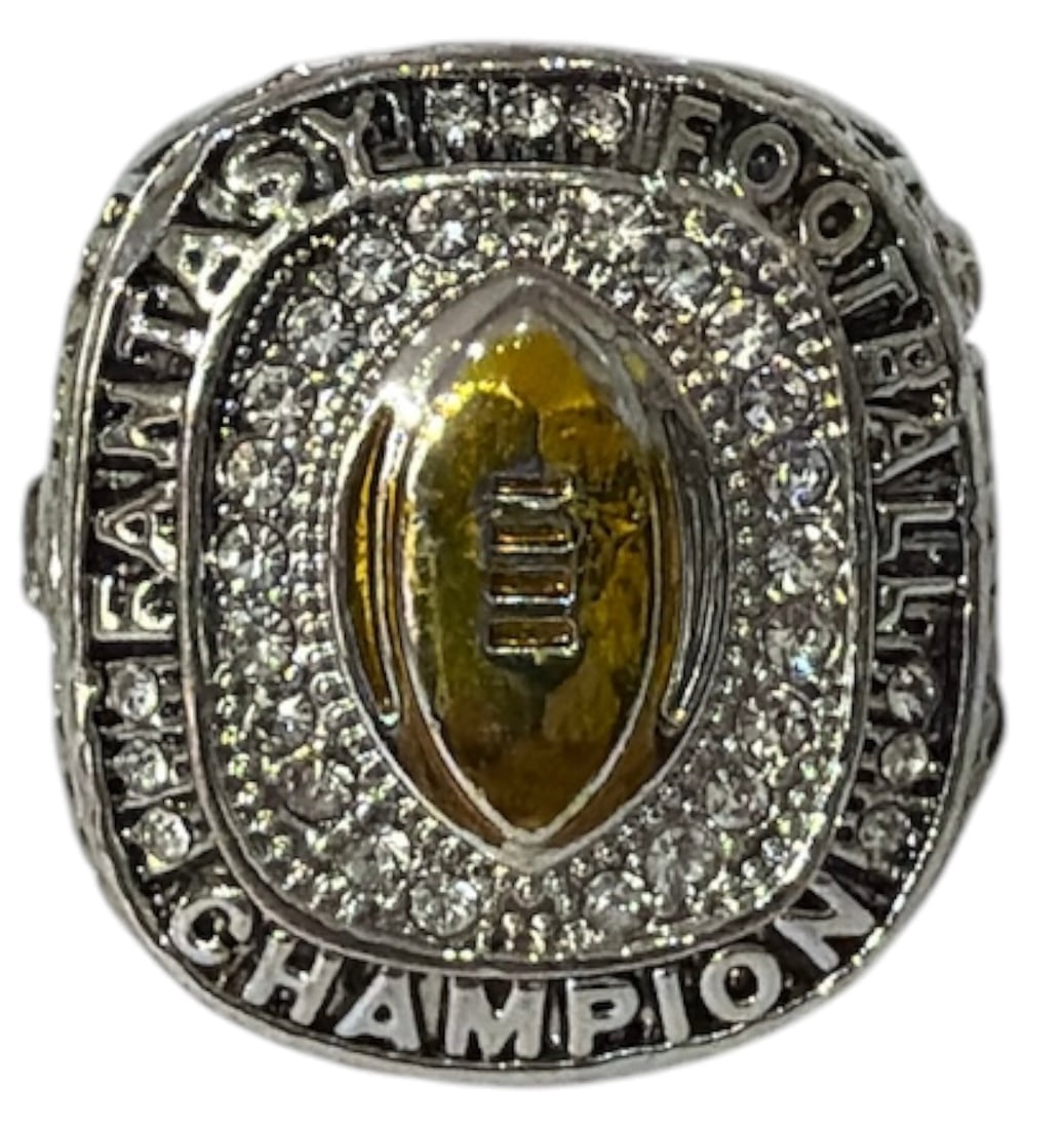 2018 Fantasy Football League Champion Ring: AUTHENTICATION HAS NOT BEEN PERFORMED TO GUARANTEE VERIFICATION | All purchases are made at the buyers discretion