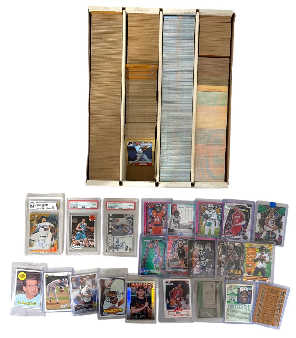 Sport Trading Card Collection: AUTHENTICATION HAS NOT BEEN PERFORMED TO GUARANTEE VERIFICATION | All purchases are made at the buyers discretion