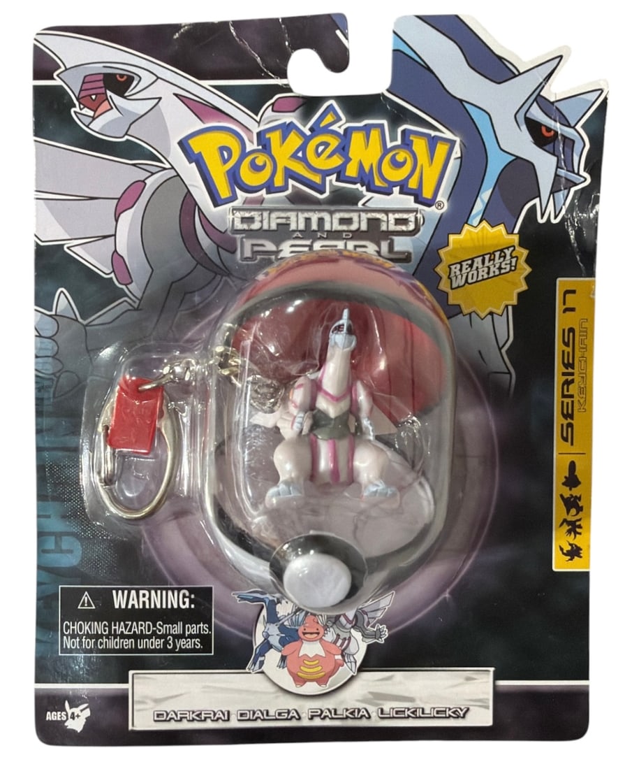 2008 Pokemon Diamond and Pearl Series 17 Palkia Pokeball Keychain: 2008 Pokemon Diamond and Pearl Series 17 Palkia Pokeball Keychain