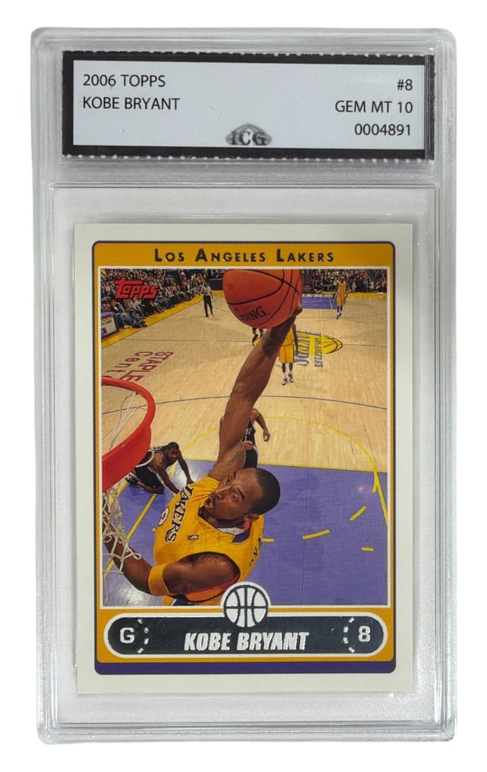2006 Topps LA Lakers Kobe Bryant | No. 8 | Graded 10 (1 of 2)
